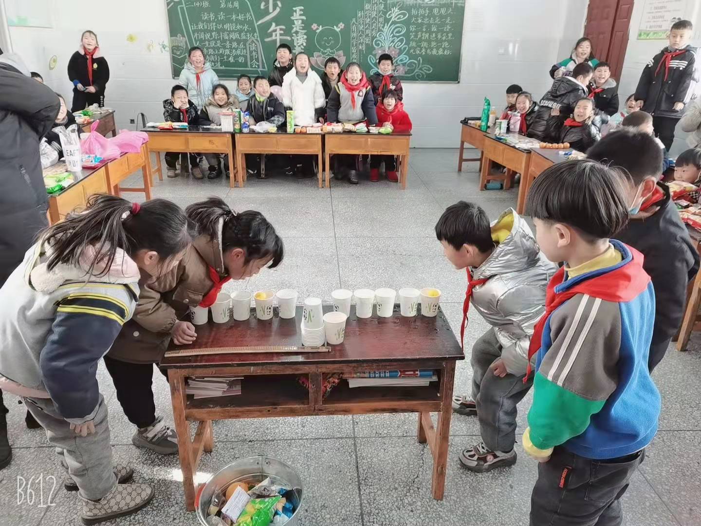 辞旧迎新年年有，喜迎新春贺新年 ——新沂市马陵山镇中心小学举行“迎元旦”节日庆典